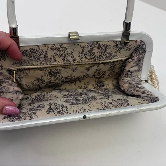 Vintage Rattan Straw Woven Purse Tan White Beaded - Picture 10 of 10